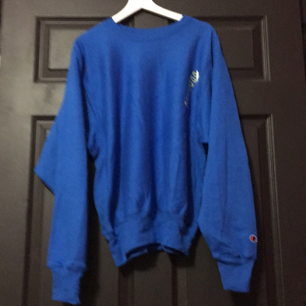 Champion Sweaters - Picture 2 of 3